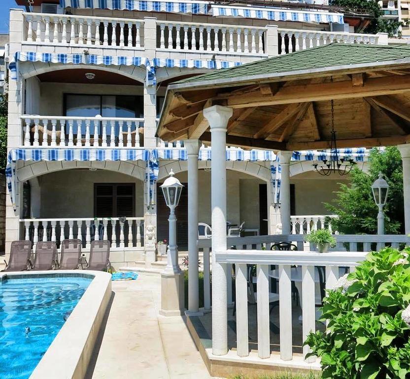 Guest House Vila Eli Herceg Novi Extérieur photo
